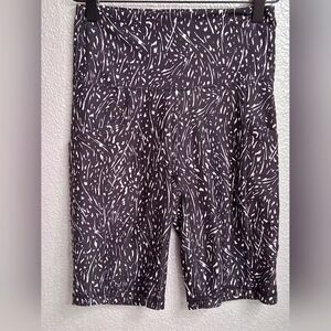 Marika Brenda Yoga/Athletic Shorts    Size 34-36